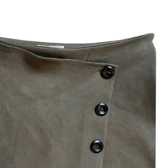 Womens Listicle Olive Green Wrap Button Detail Chic Mini Skirt - Sz M - Picture 2 of 2